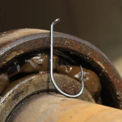 BKK Surf Baitholder-R Hook -Pro Tackle Store Surf Baitholder R style 1 1